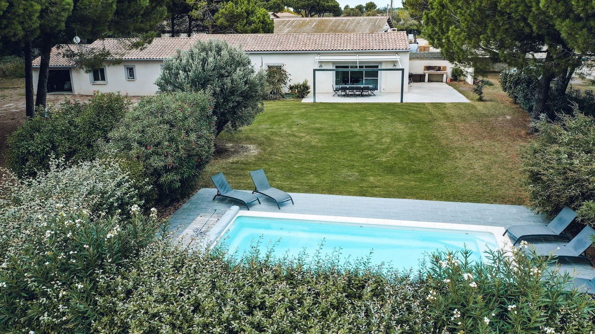 Saint-Laurent-d'Aigouze House | Mas en Camargue Avec Piscine, 8 Personnes