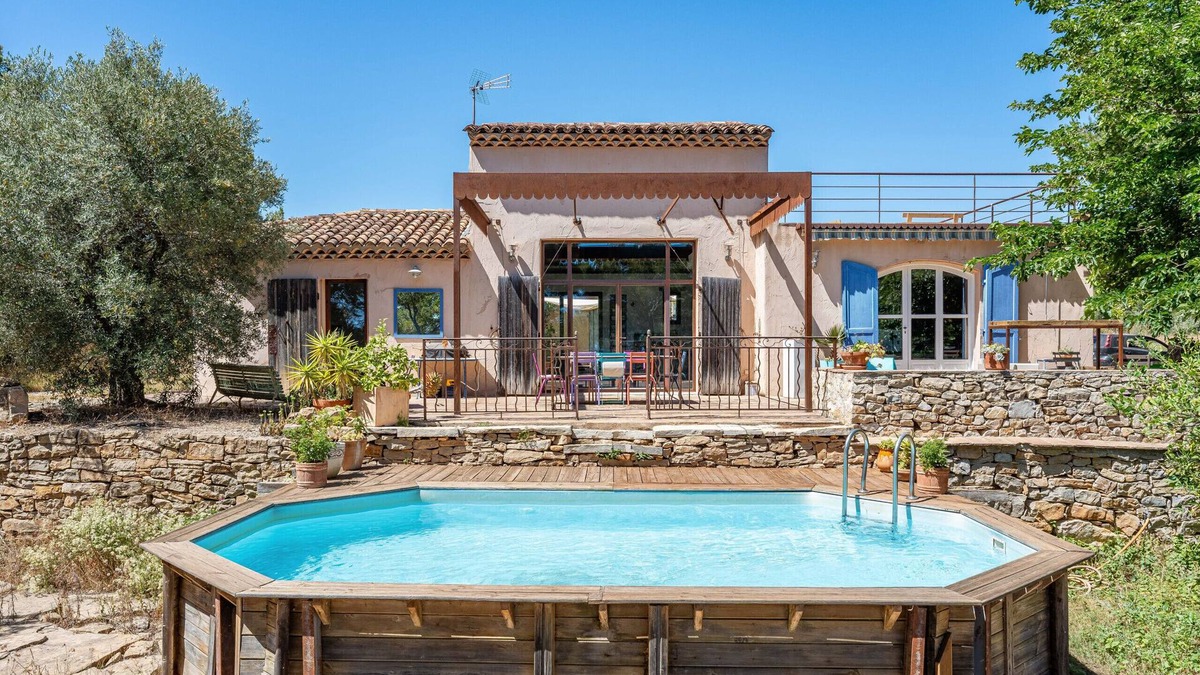 La Ciotat Ski Chalet | Mas Grasco. Pool solarium. 8 mins from the beaches