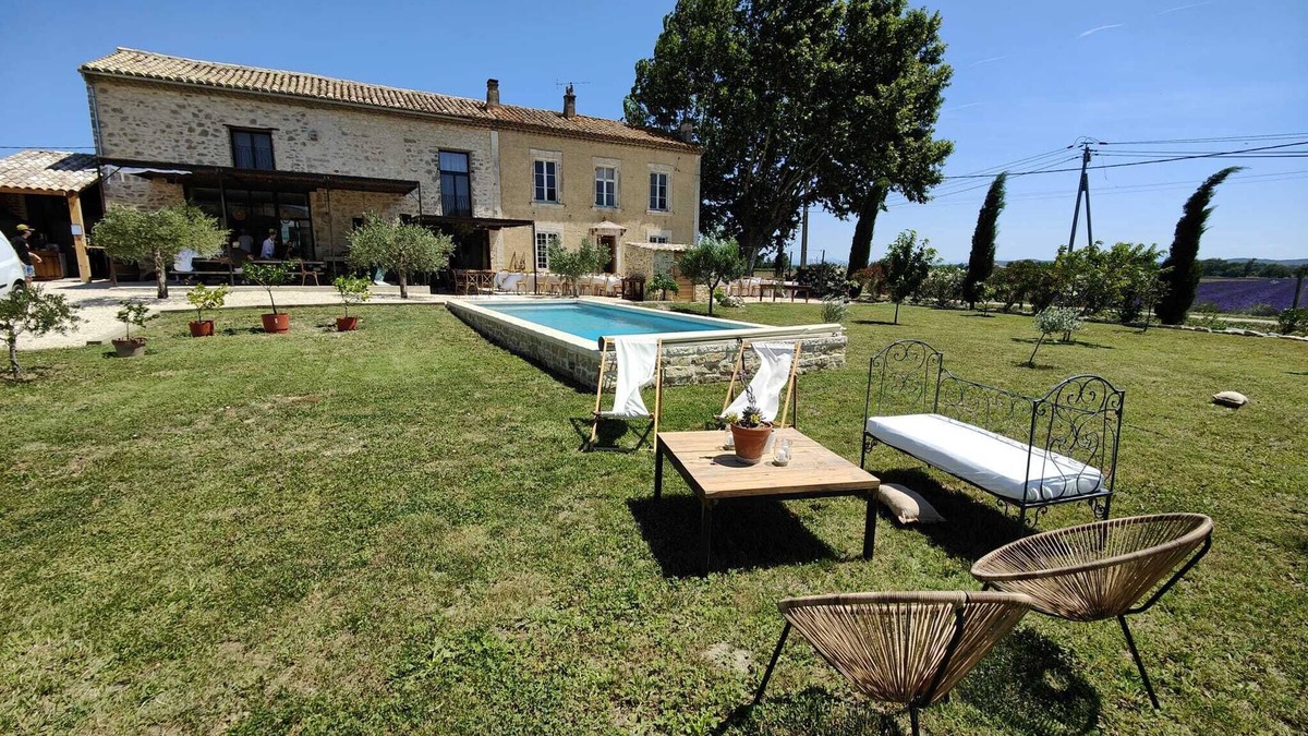 Lamotte-du-Rhone Other | Mas Provençal Avec Piscine 8p + 1 Bébé