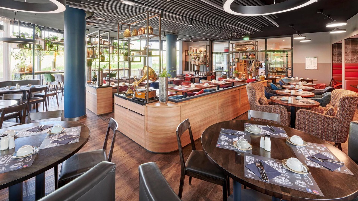 Sternhaule Hotel | MASEVEN Stuttgart SI-Centrum (ehem. SI-SUITES)