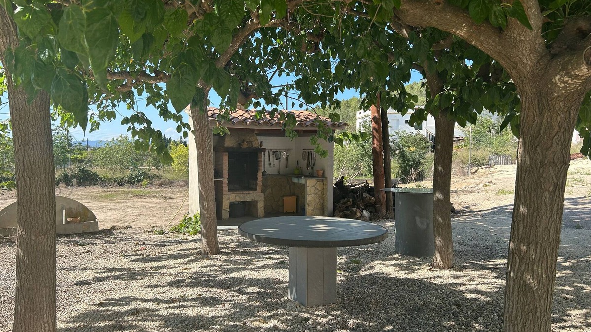 Tortosa Cottage | Masia Bernat: Antigua Masía en la Naturaleza Para Grupos