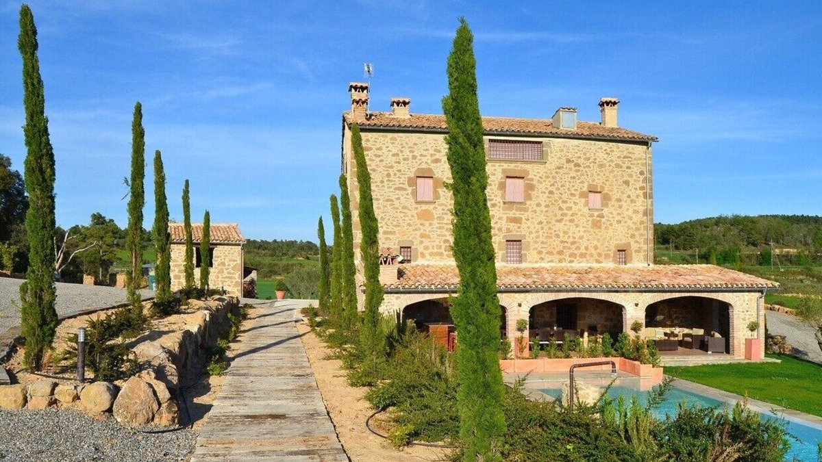 Solsona Villa | Masia Laveña - Very Comfortable And Traditional House