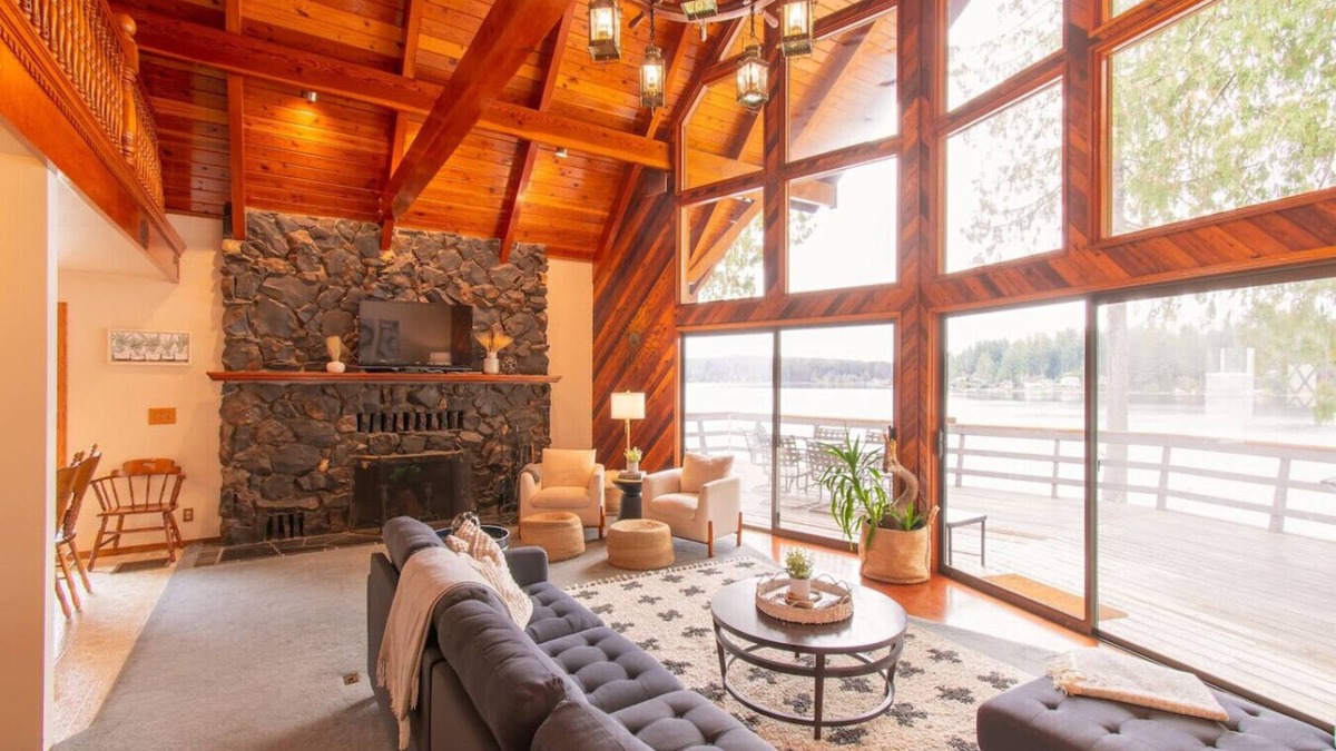 Grapeview Cabin | Mason Lakeside A-Frame Cabin: Dock, Kayaks & Sauna