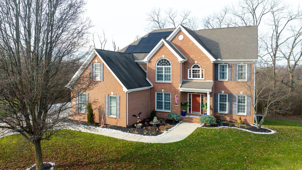 Mason House | Mason Oasis 5 BDR Home Sweet Home - Family-Friendly and Close to King’s Island!
