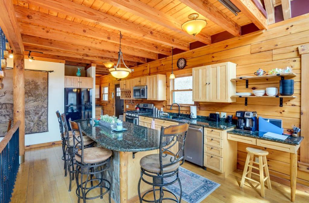 Windsor House | Massachusetts Vacation Rental with Deck and Grill