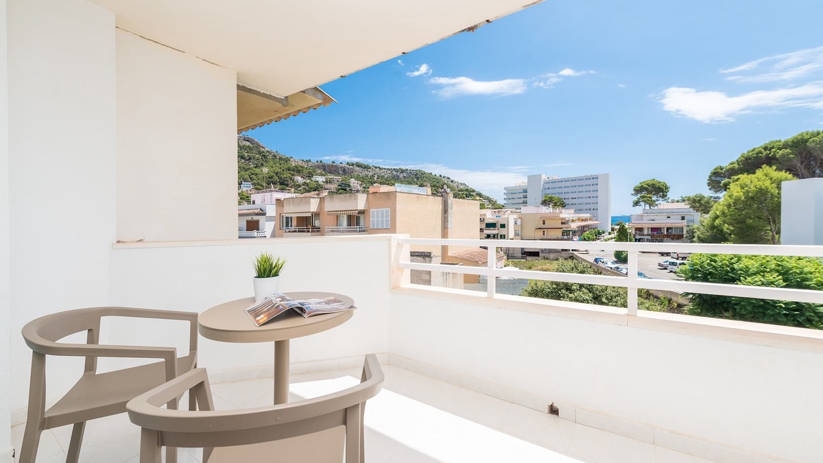 Canyamel House | MASSANET (2A) - Modern and renovated apartment with a charming terrace, located only 250 f