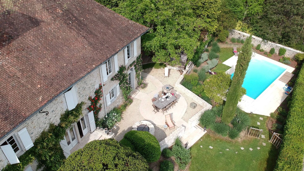Massignieu-de-Rives House | Massignieu De Rives: 19th Mansion with breathtaking mountain view