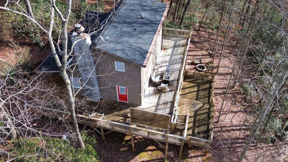 Ellijay Cabin | Massive deck/Rustic Retreat/Games/Grill/ Sleeps 7