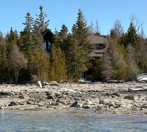 Lion's Head House | Massive Rustic Waterfront Log Cabin