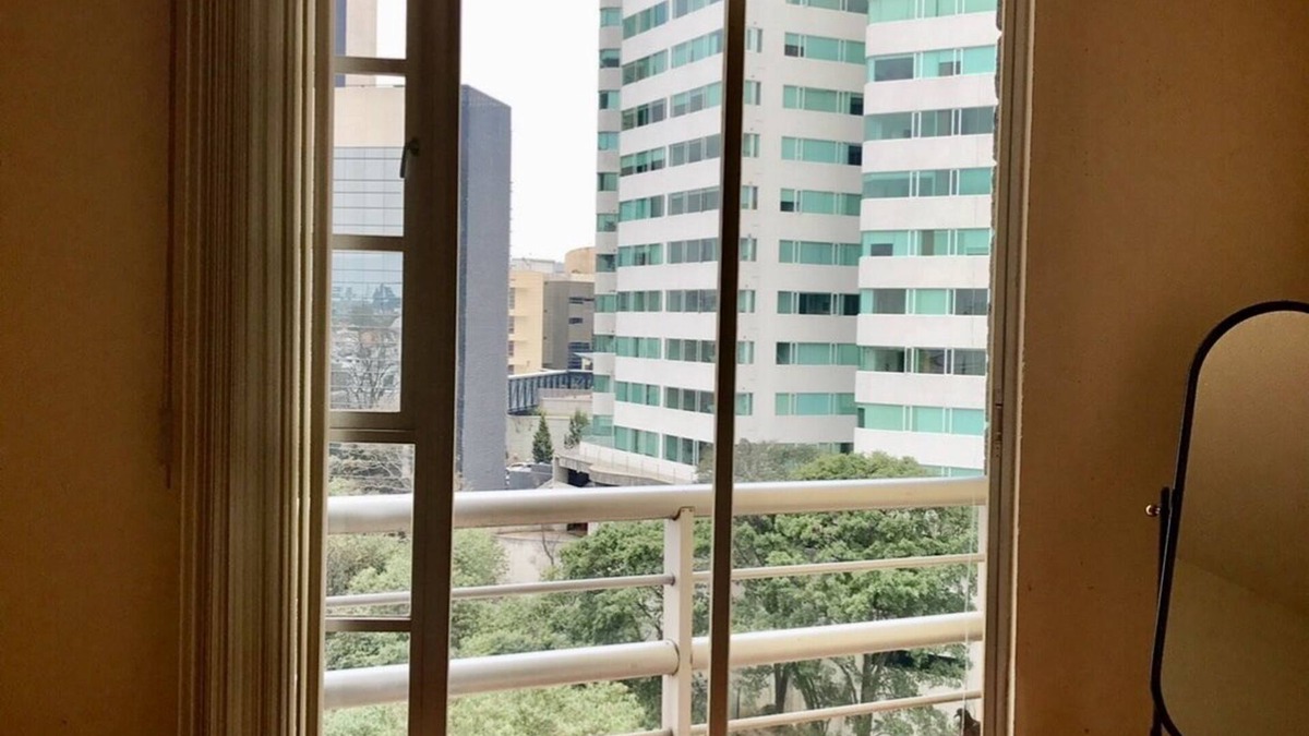 Contadero Apartment | MASTER BEDROOM that is inside the Apartment so close to the Santa Fe Shopping Plaza and Corporate Zone. Small Condominium quiet and with 24 hour security all year. Nearby Santa Fe and surrounded by small grocery stores, pharmacies, dry cleaners, Gyms,.