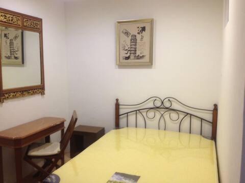 Newton Bed & Breakfast | Master Room at Orchard Road