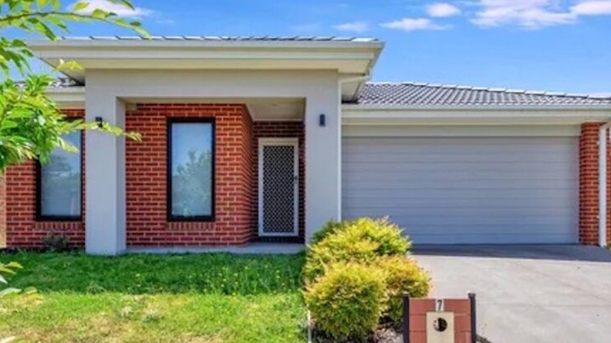 Beveridge Bed & Breakfast | Master room with Private Ensuite!
