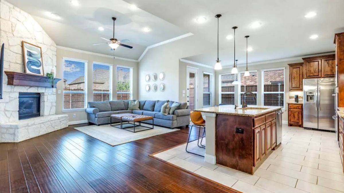 Frisco House | Masterpeace Oasis