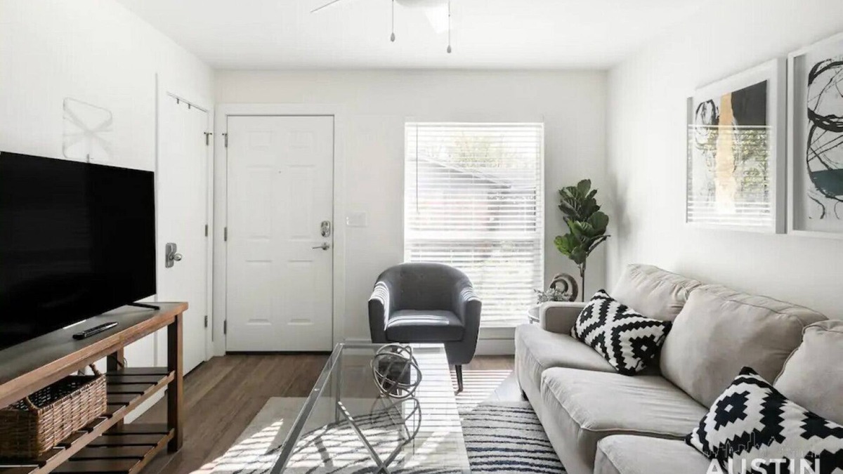 Parker Lane Apartment | Matador #B xxxxxxxxx