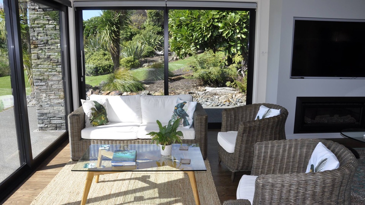Tutukaka House | Matapouri and Poor Knights Spectacular Coastal Views - Aroha Luxury Guest Suite