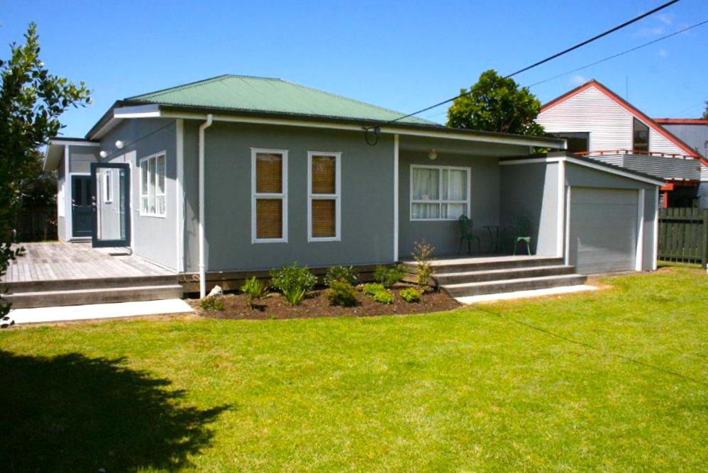 Matapouri House | Matapouri Cottage - Matapouri Holiday Home
