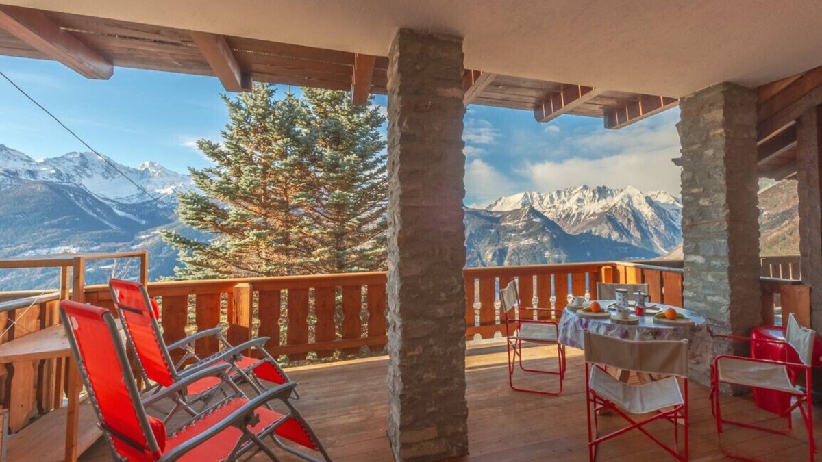 Challancin Apartment | Matilde House - Privacy - Mountain View