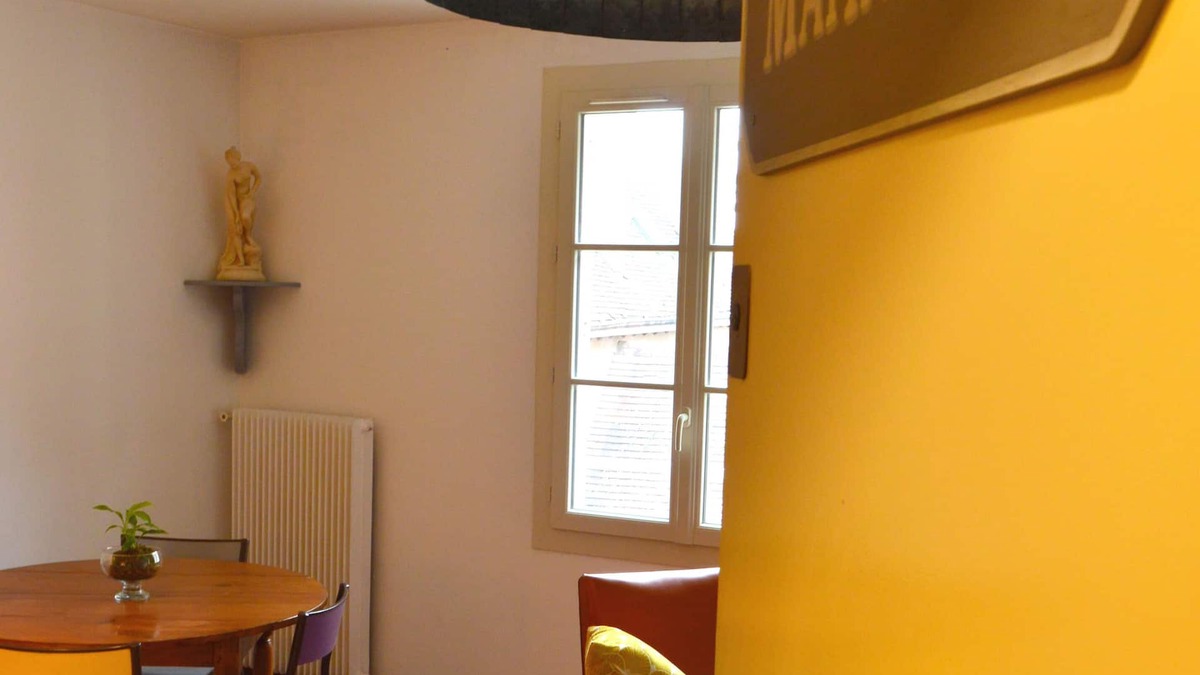 Chartres Apartment | Matin d'été : au cœur du centre historique et de sa Cathédrale