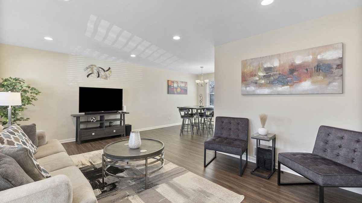 Matteson House | Matteson Rental