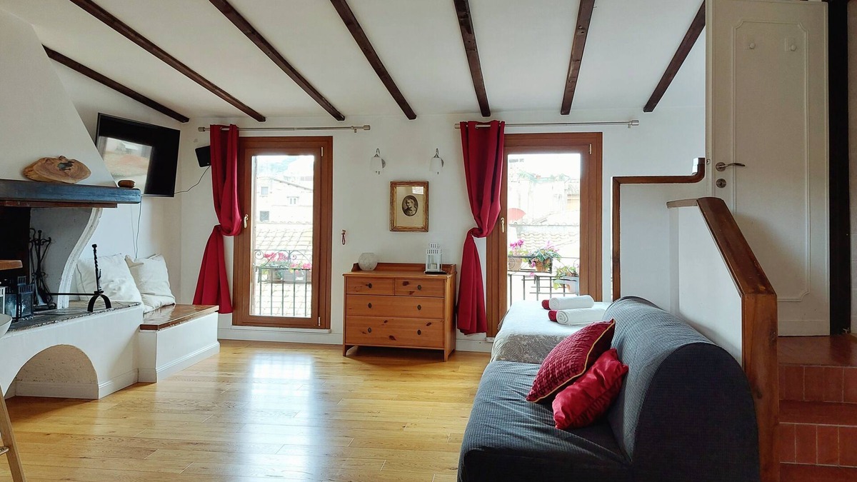Trastevere Apartment | Mattia's Penthouse