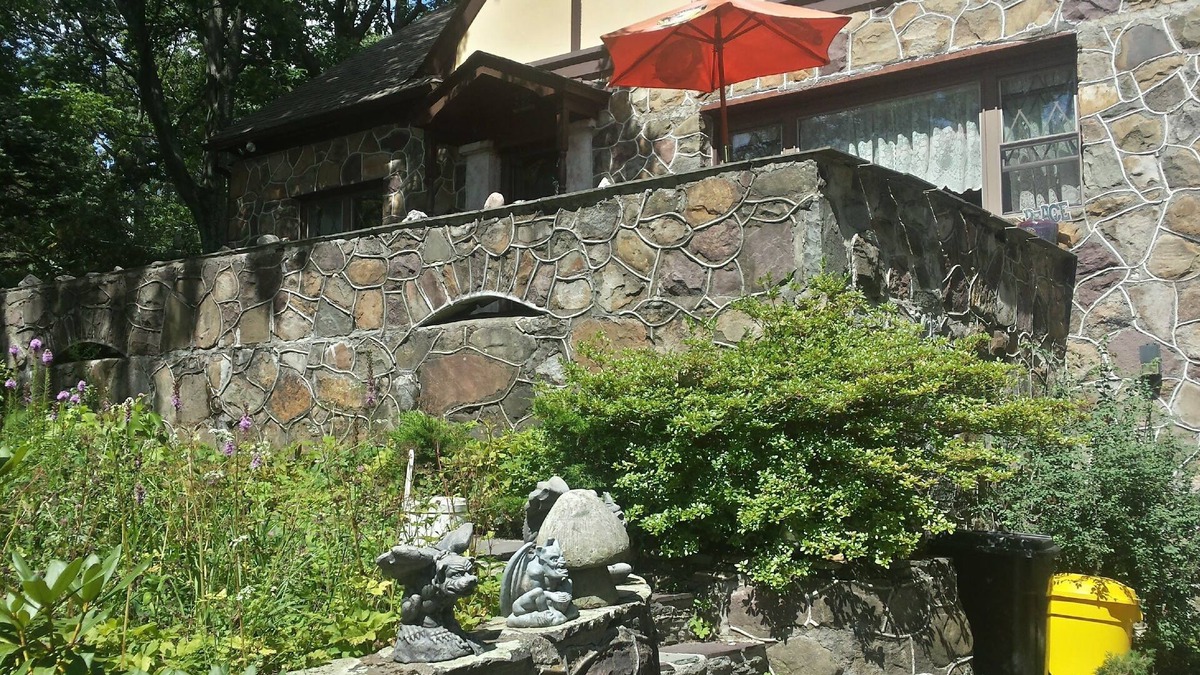 Mount Pocono Bed & Breakfast | Maurrocks Bed & Breakfast