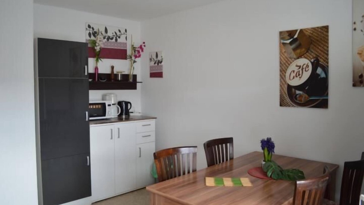 Roedental Apartment | Maximilian vacation apartment with balcony and cozy garden furniture