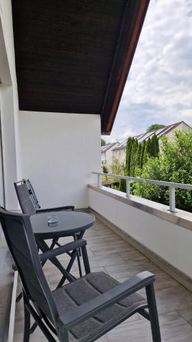 Iserlohn Apartment | MaxMir - Tannenweg Iserlohn, zentral - Parken - Küche - Netflix - Prime
