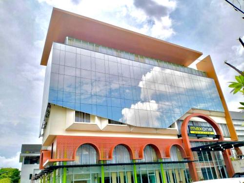 Palembang Hotel | MaxOneHotels.com at Vivo Palembang