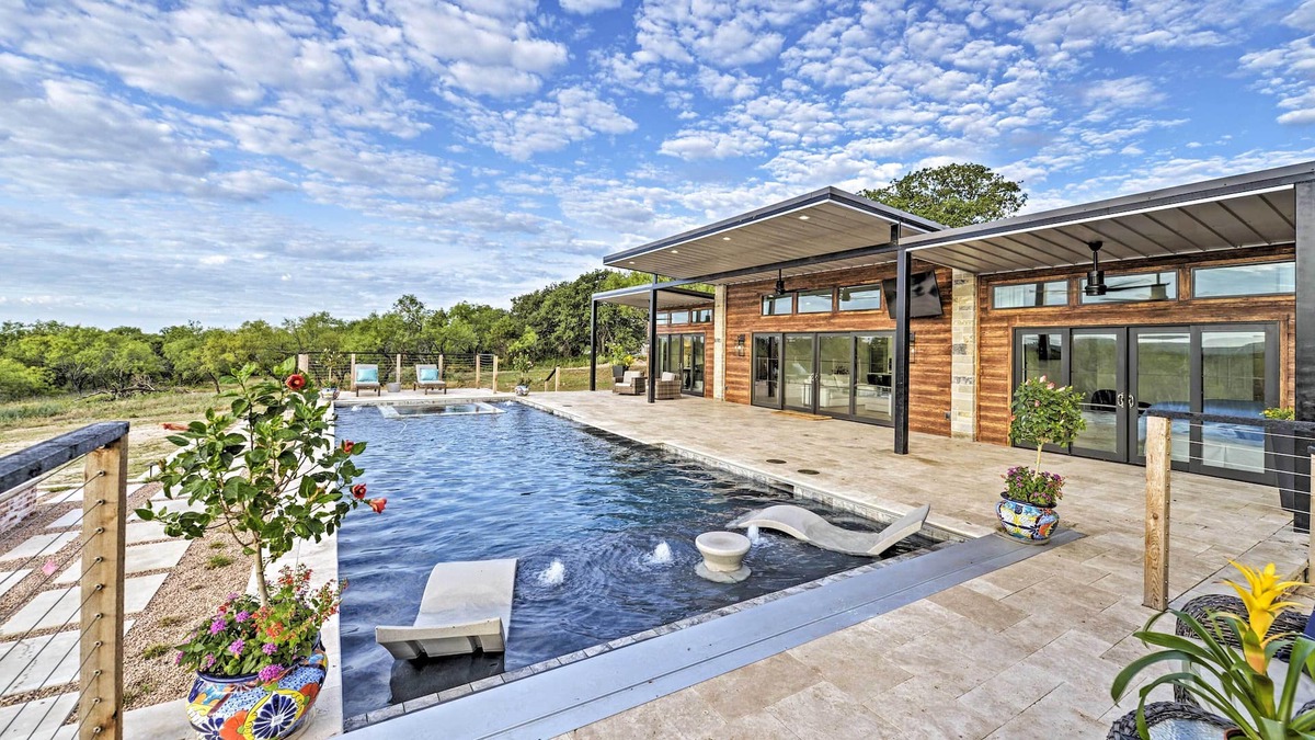 May House | May Ranch Retreat w/ Pool: Outdoor Paradise!