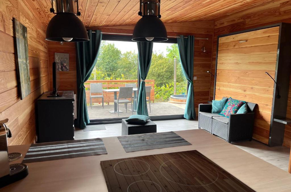 Theuley Cabin | Maya-Huel