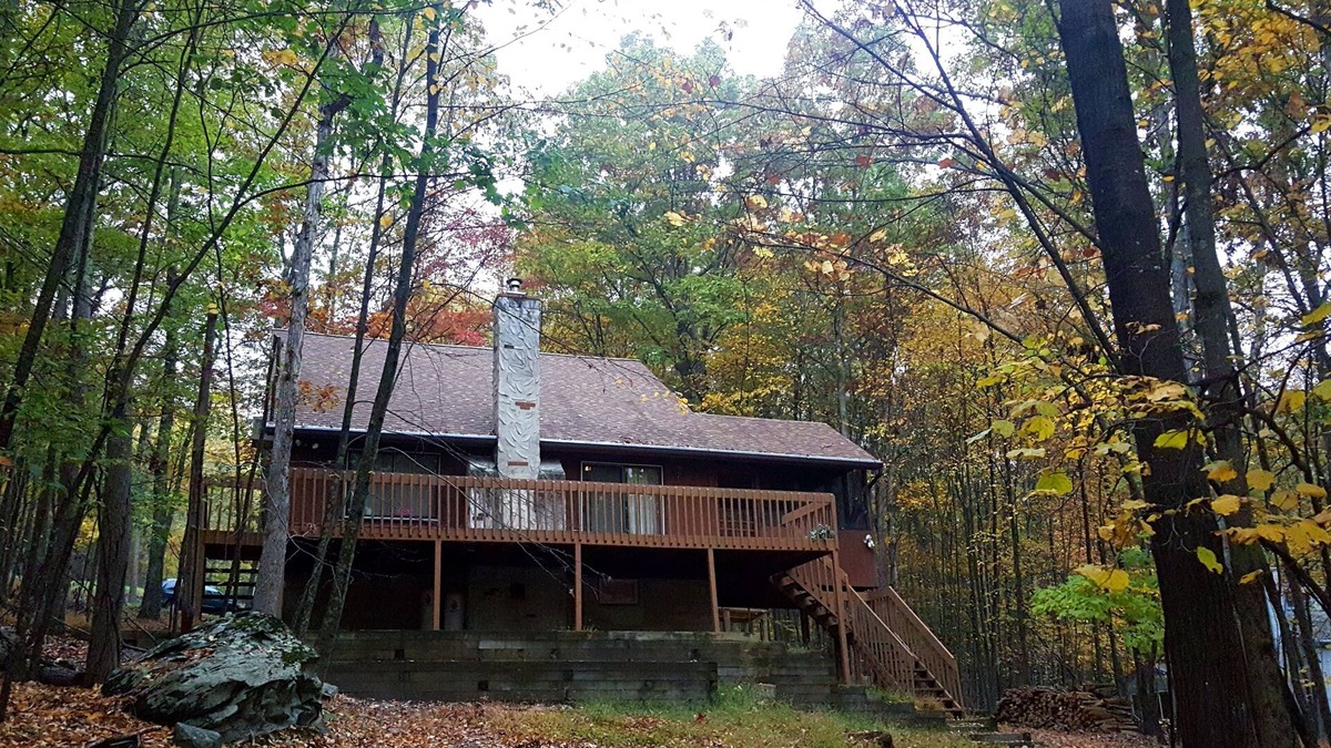 Bushkill Cabin | Maya's Family Friendly Cabin