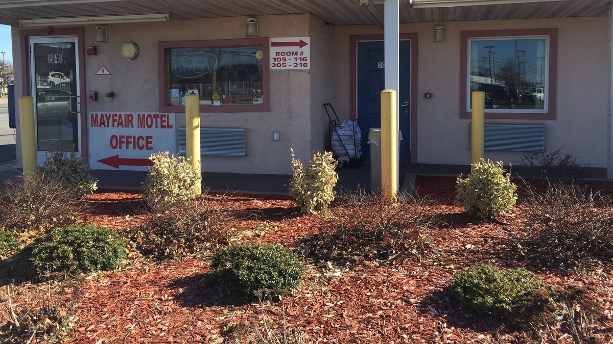 Sicklerville Hotel | Mayfair Motel