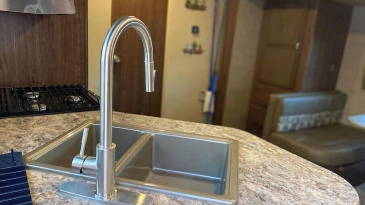 Delair House | MayfairCana Coleman RV