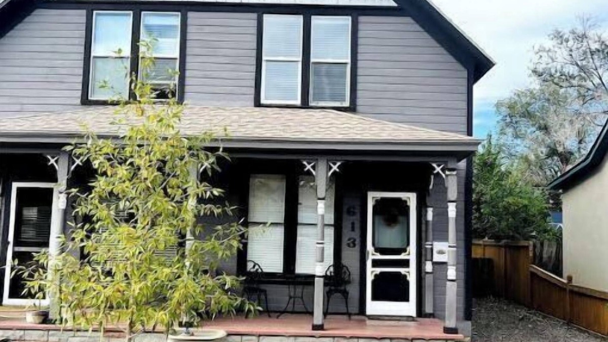 Montrose House | Mayor's Hideout- Cozy Downtown Townhouse 016564