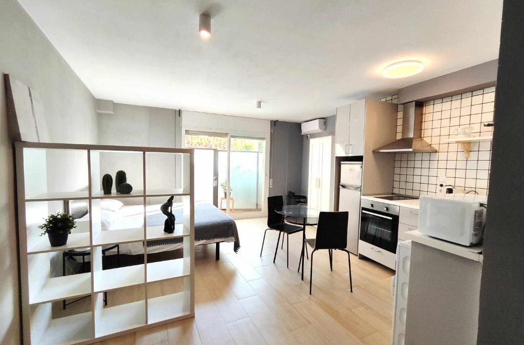 Mataro Apartment | Mazi Apartments Suite