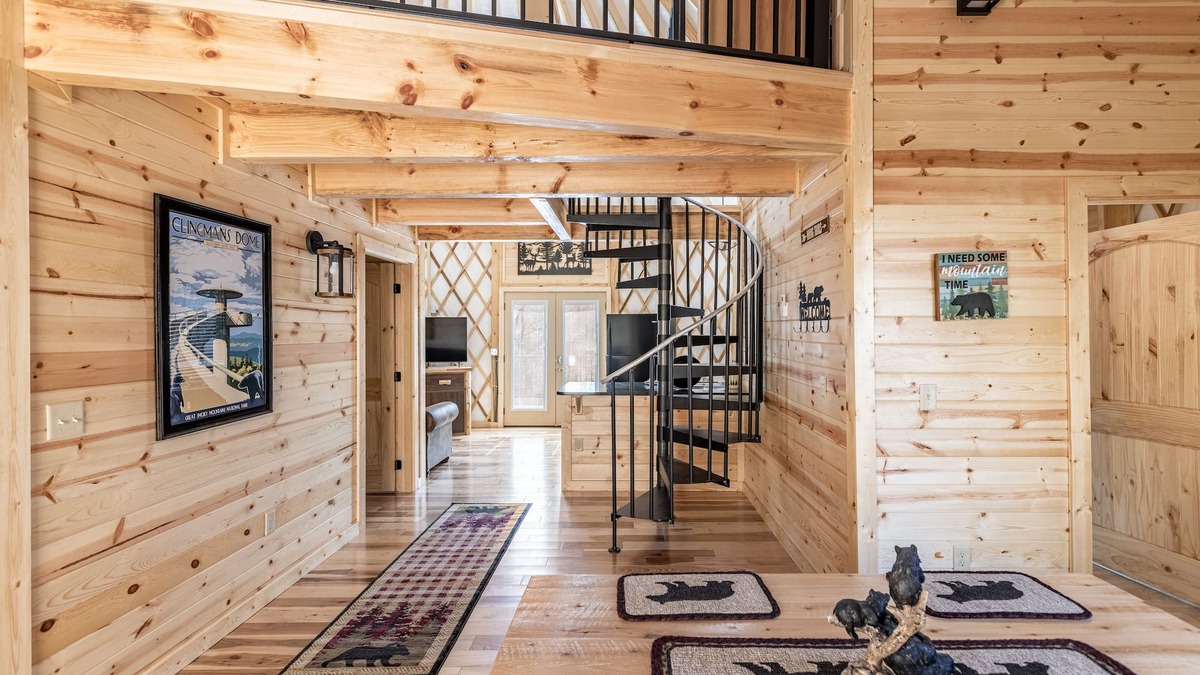 Pigeon Forge Cabin | McBeary is Cozy, Cute, Luxury Yurt w/Big Deck, Hot Tub - Next to Dollywood