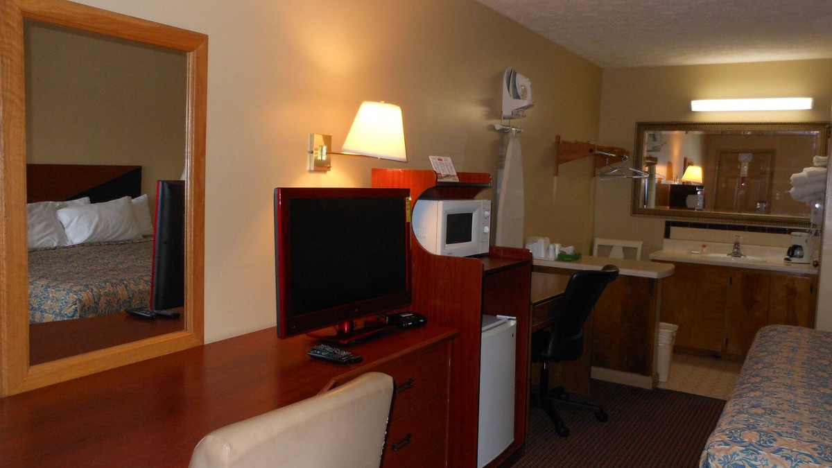 Fort Mc Clellan Hotel | McClellan Inn Anniston