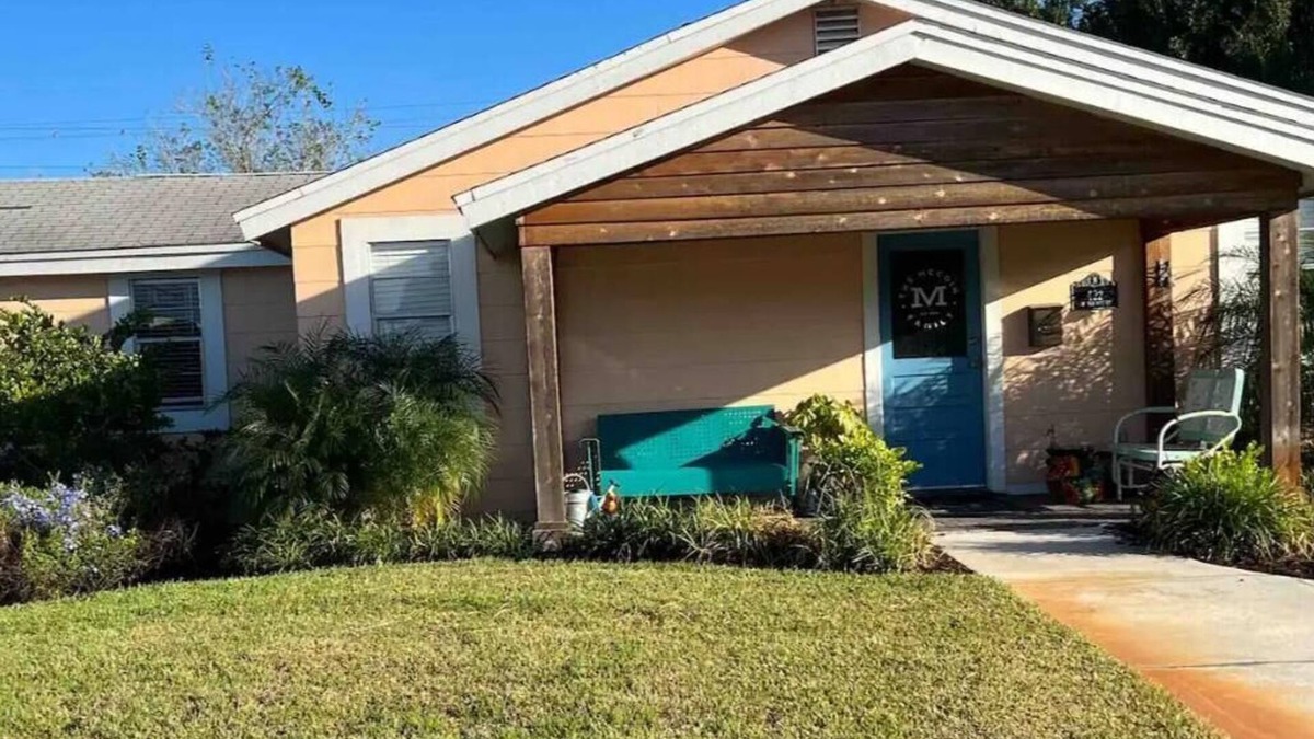 Okeechobee House | Mccoin Home-Centrally located-HOTTUB!