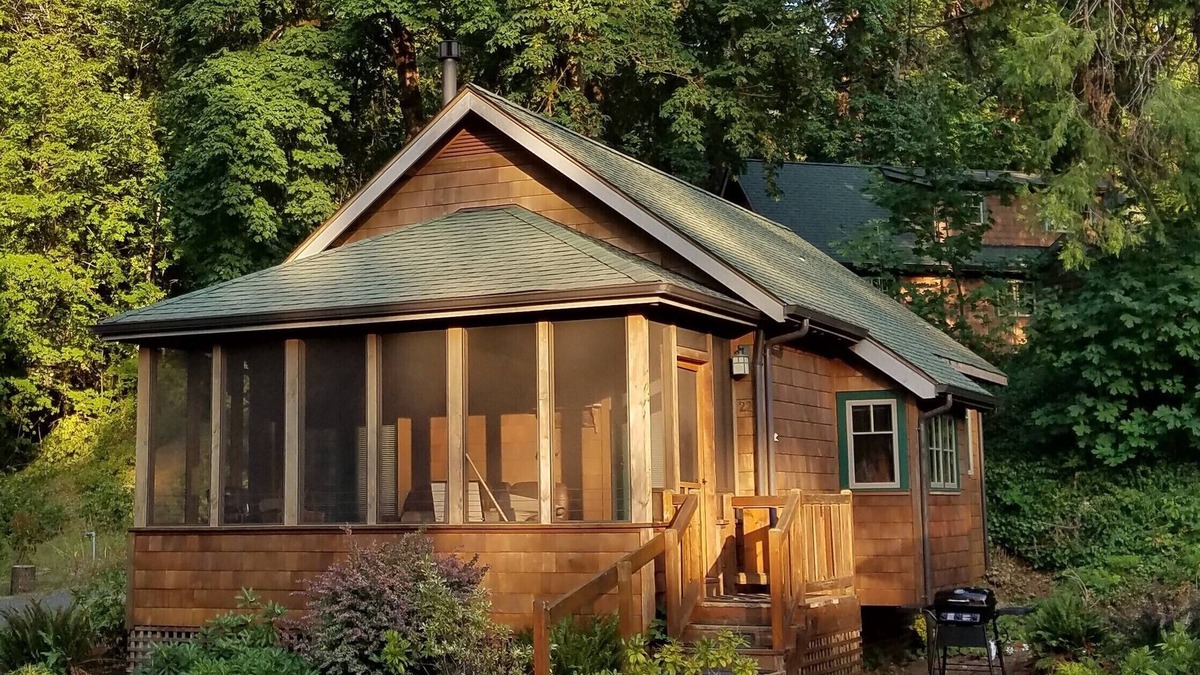 McKenzie Bridge Cabin | Mckenzie River Cabin at The Log Cabin Inn