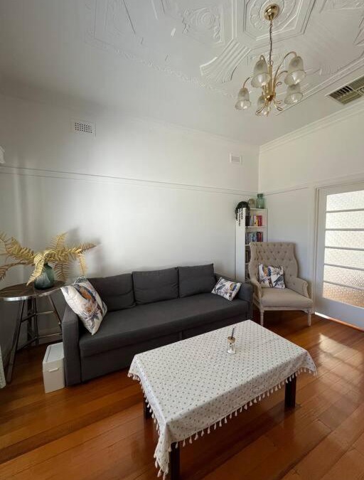 McKinnon Villa | McKinnon three bedroom cosy house