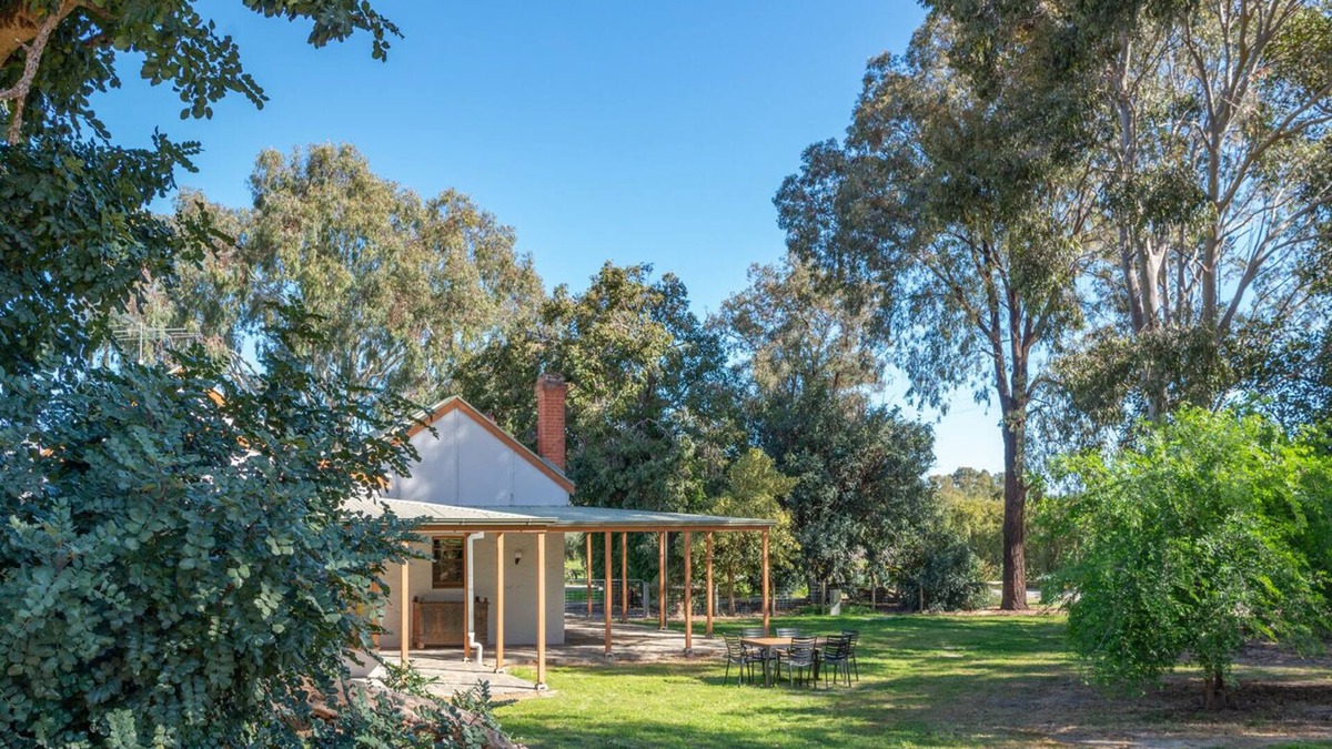 McLaren Flat House | McLaren Vale Getaways - Clements House