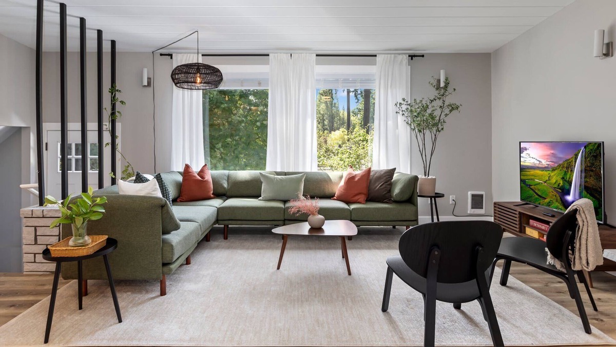 Hillwood House | MCM Dream Entire Home