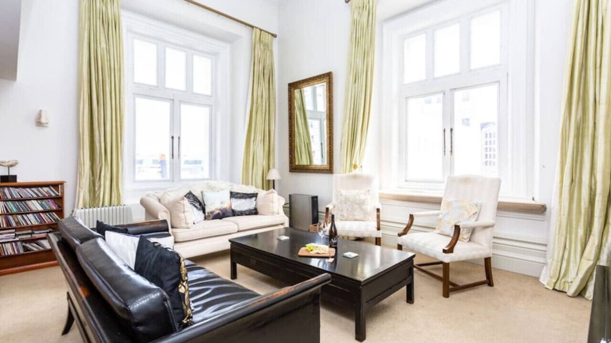 Christchurch City Centre Apartment | McMahon Suite - Central CBD