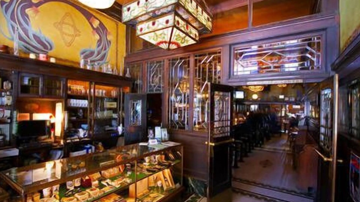Centralia Hotel | McMenamins Olympic Club