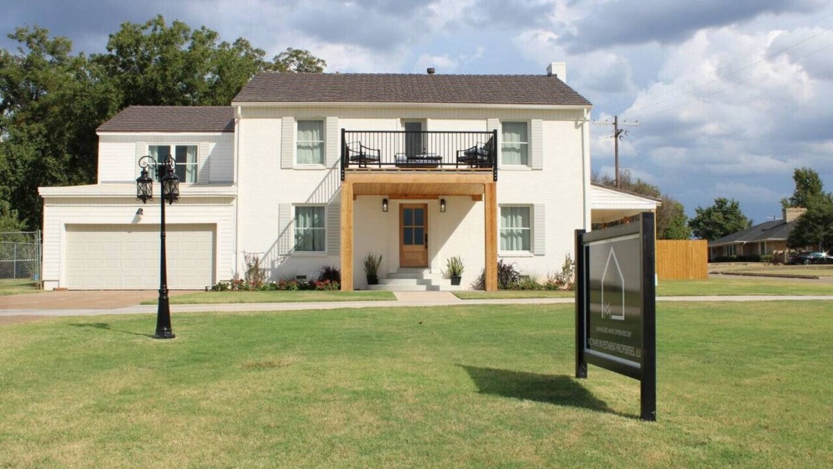 Duncan House | McNair Golf Front, Hot Tub, Poker Room, Ping Pong