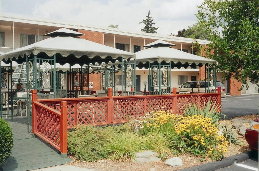 Ithaca Hotel | Meadow Court Inn - Ithaca