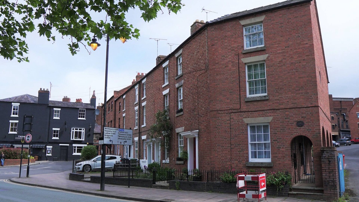 Shrewsbury Apartment | Meadow Terrace