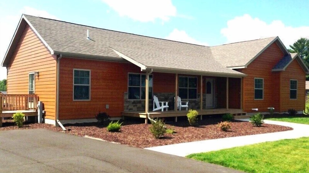Spring Brook House | Meadow View Lodge @ Spring Brook Resort