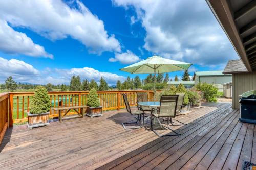 La Pine House | Meadow Walk Cabin