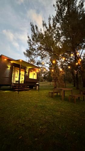 Lidster Villa | Meadowbrook Tiny House - Stay among the best wineries in Orange